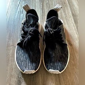 Adidas NMD R1